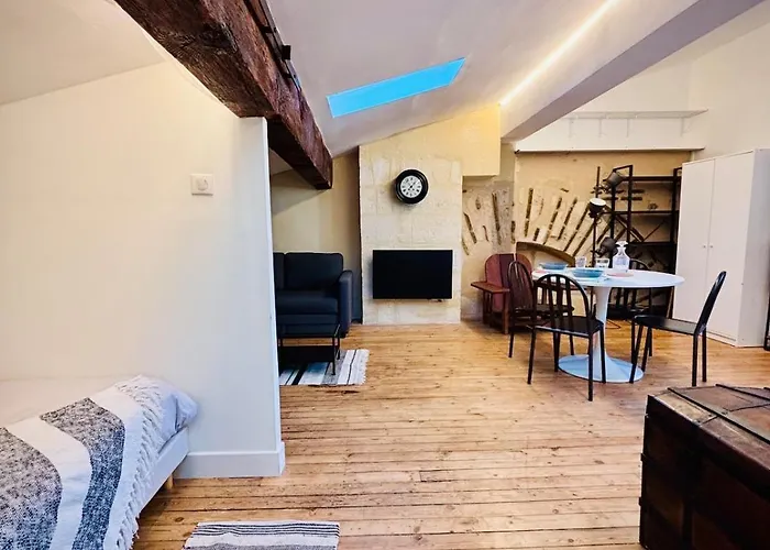 Cozy & I Tram & Shops Bordeaux