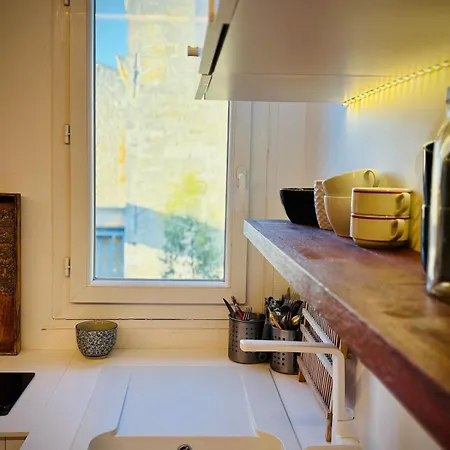 Cozy & I Tram & Shops *