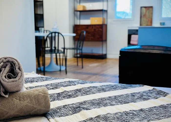 Cozy & I Tram & Shops